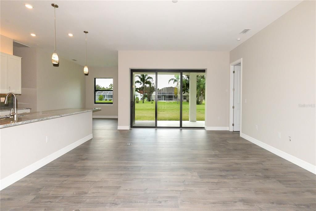 For Sale: $498,000 (3 beds, 2 baths, 2151 Square Feet)