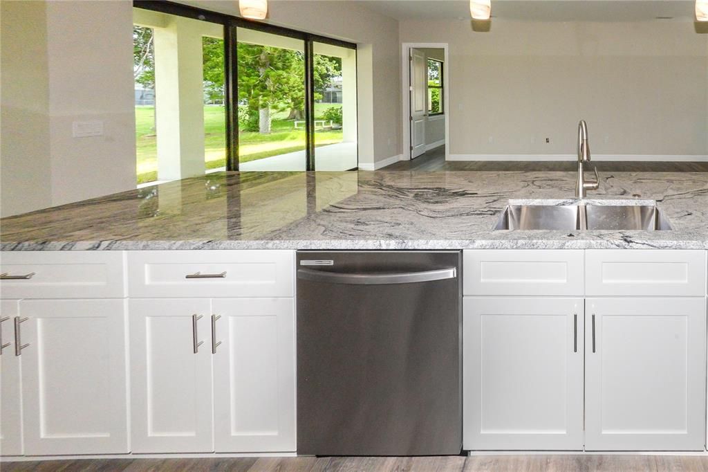 For Sale: $498,000 (3 beds, 2 baths, 2151 Square Feet)