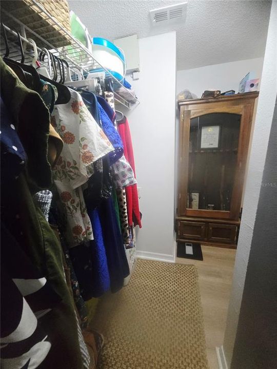 For Sale: $249,000 (2 beds, 2 baths, 1134 Square Feet)