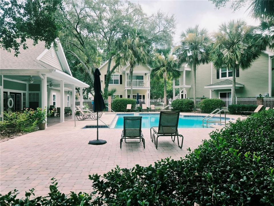 For Sale: $249,000 (2 beds, 2 baths, 1134 Square Feet)