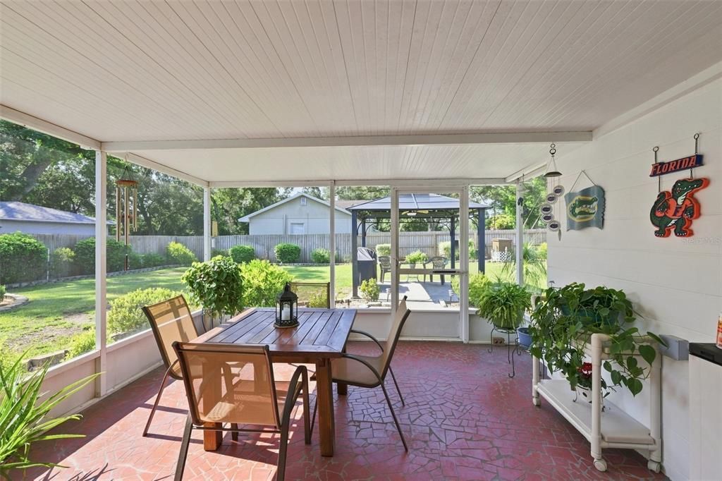 For Sale: $397,000 (3 beds, 2 baths, 1774 Square Feet)