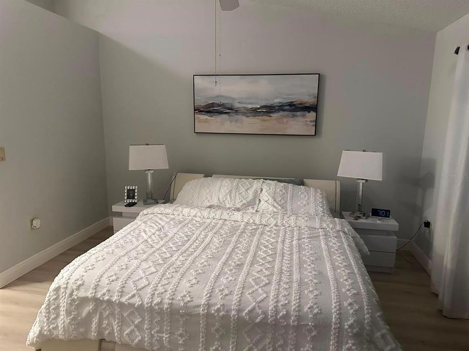 For Sale: $160,000 (2 beds, 2 baths, 1087 Square Feet)