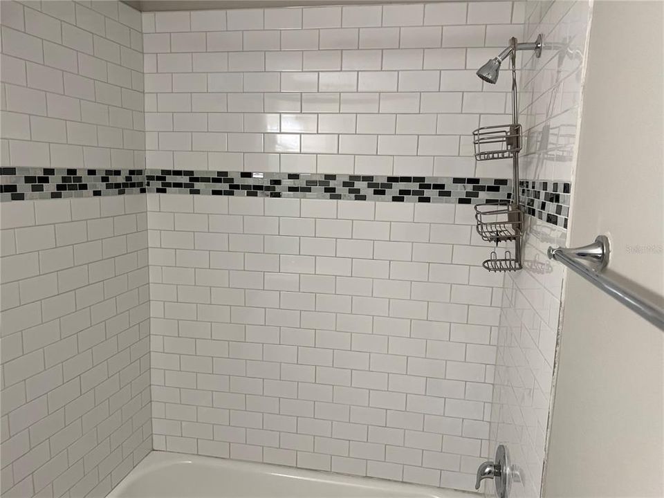 For Sale: $139,900 (2 beds, 2 baths, 918 Square Feet)