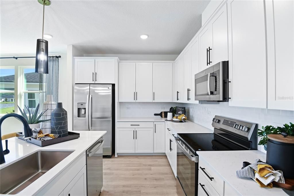 For Sale: $464,999 (4 beds, 3 baths, 2313 Square Feet)