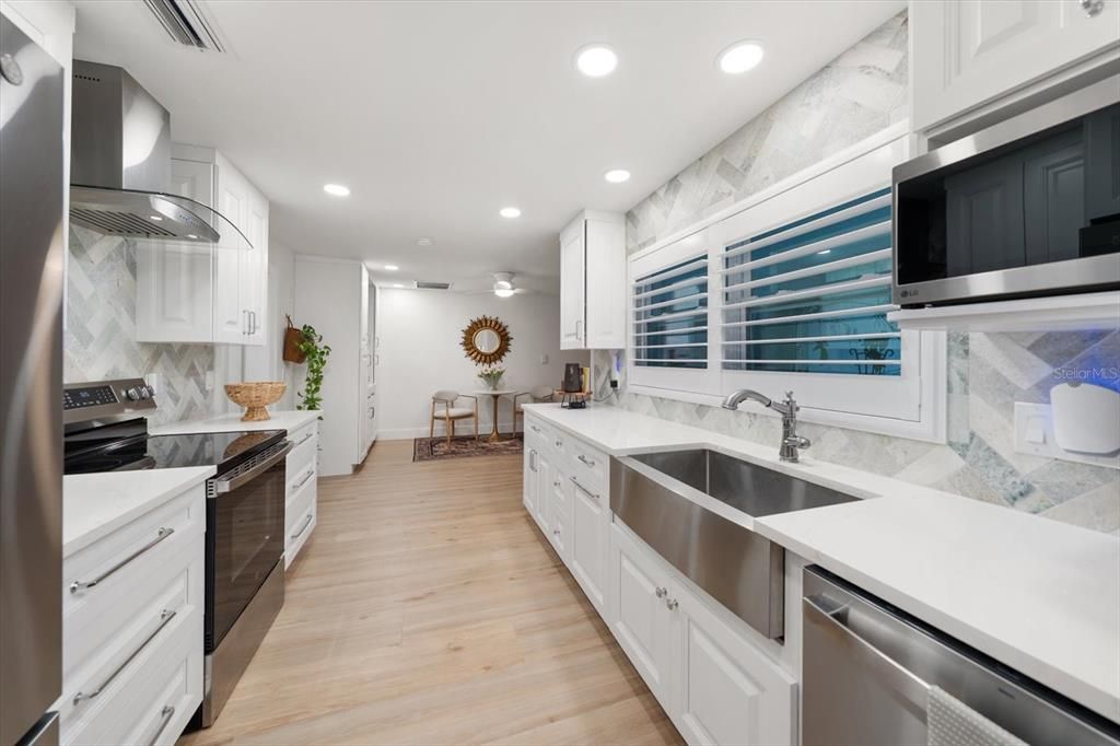 For Sale: $850,000 (4 beds, 3 baths, 1767 Square Feet)