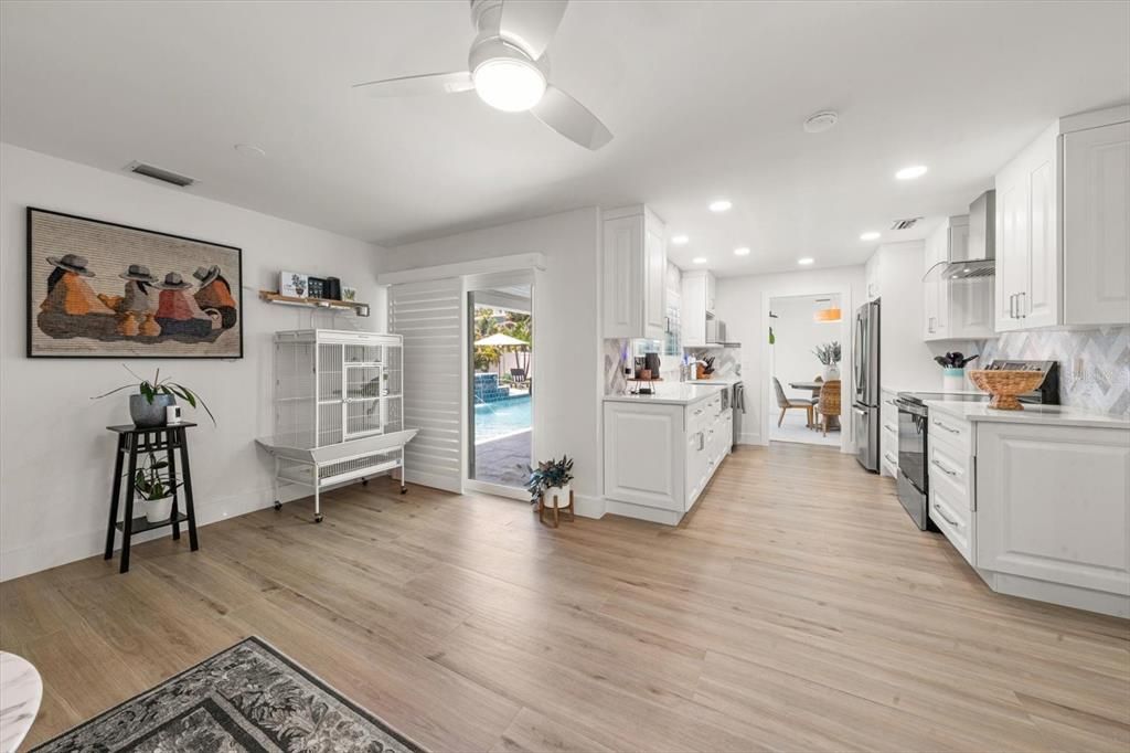 For Sale: $850,000 (4 beds, 3 baths, 1767 Square Feet)