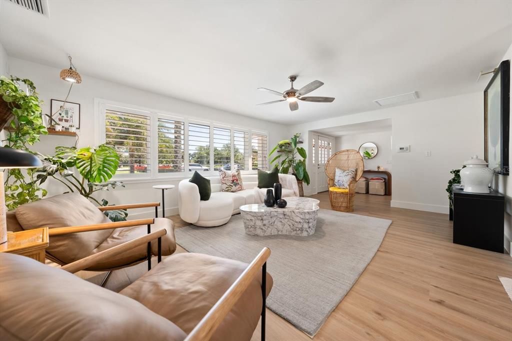 For Sale: $850,000 (4 beds, 3 baths, 1767 Square Feet)