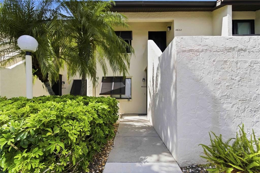 For Rent: $1,775 (2 beds, 2 baths, 1108 Square Feet)