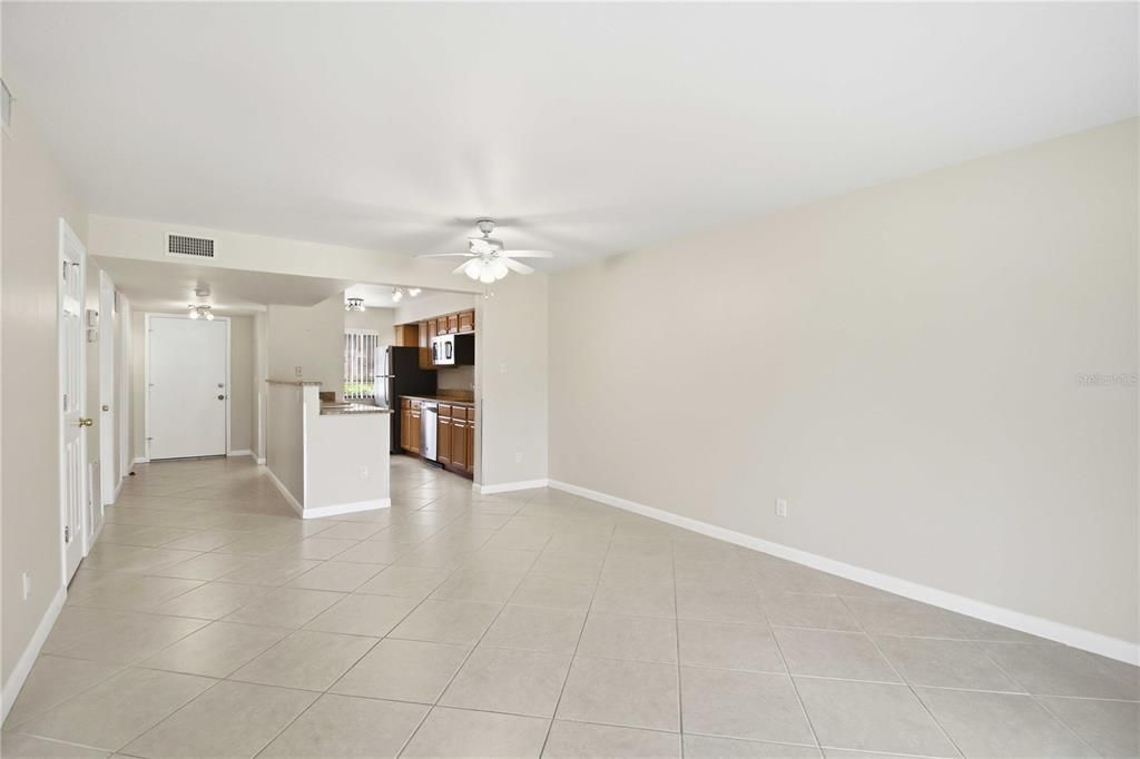 For Rent: $1,775 (2 beds, 2 baths, 1108 Square Feet)