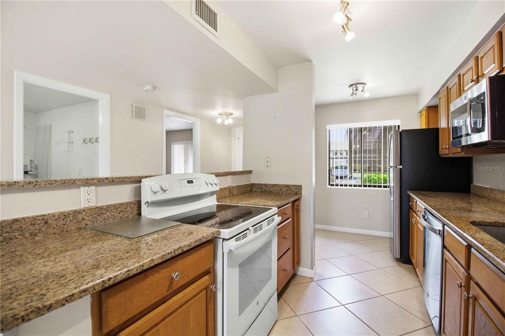 For Rent: $1,775 (2 beds, 2 baths, 1108 Square Feet)