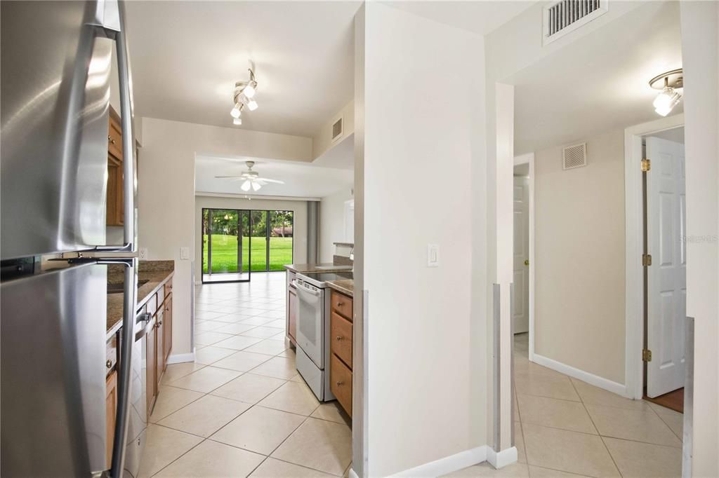 For Rent: $1,775 (2 beds, 2 baths, 1108 Square Feet)