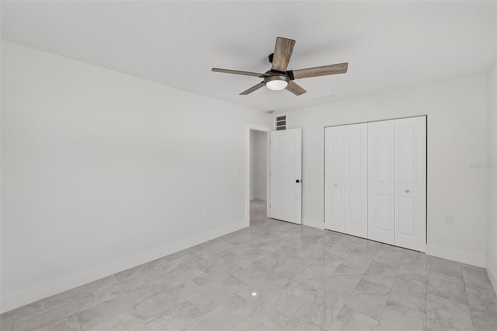 For Sale: $569,000 (2 beds, 2 baths, 1087 Square Feet)
