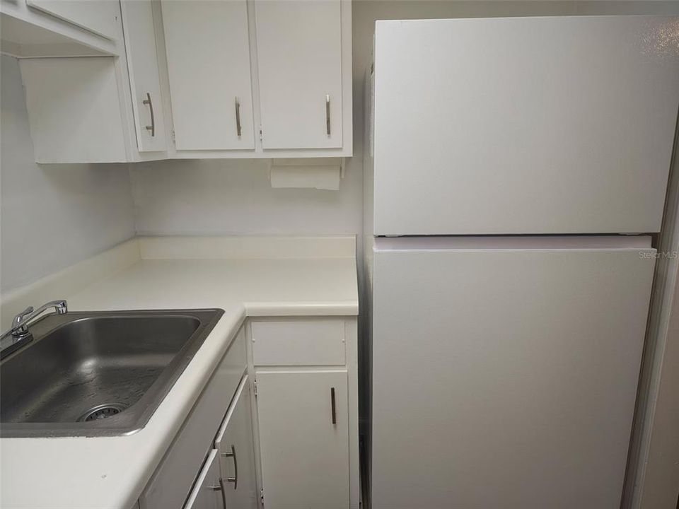 For Rent: $1,150 (1 beds, 1 baths, 550 Square Feet)
