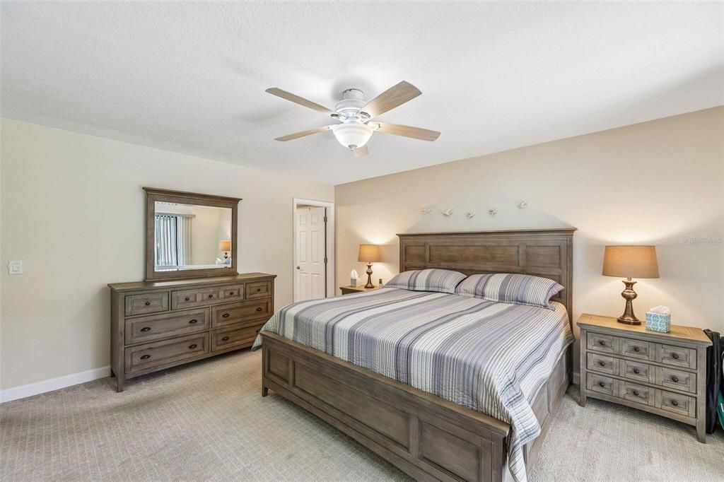 For Sale: $180,000 (2 beds, 2 baths, 1200 Square Feet)