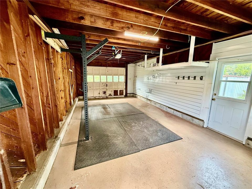 For Sale: $469,000 (3 beds, 2 baths, 1718 Square Feet)