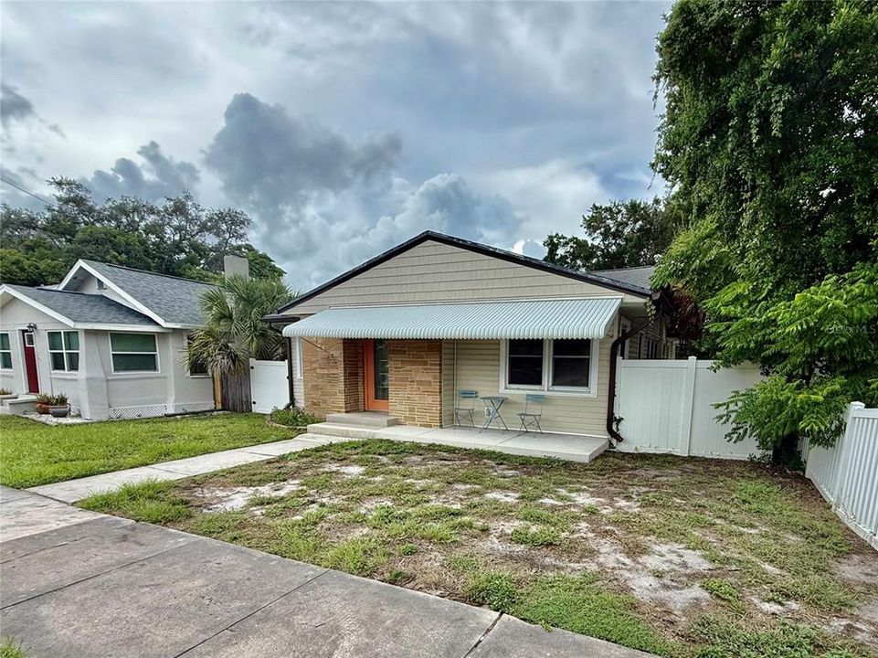 En Venta: $469,000 (3 camas, 2 baños, 1718 Pies cuadrados)