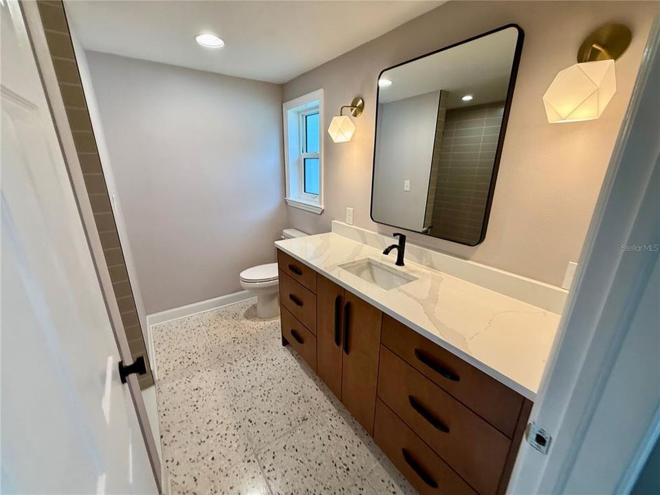 For Sale: $469,000 (3 beds, 2 baths, 1718 Square Feet)