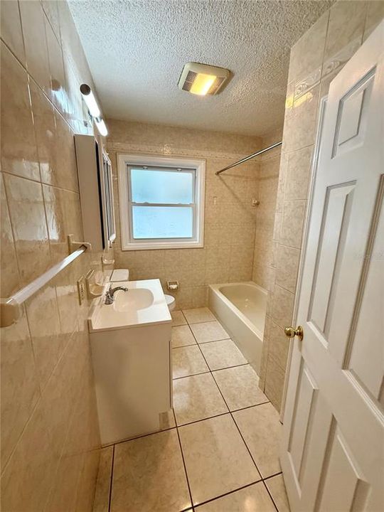 For Sale: $469,000 (3 beds, 2 baths, 1718 Square Feet)