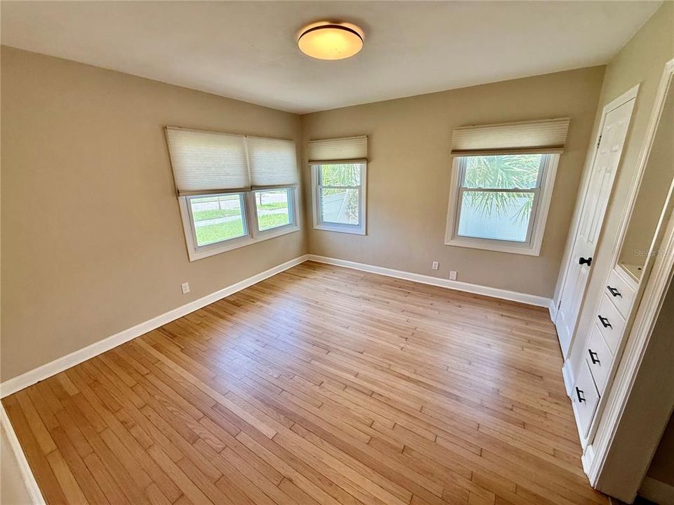 En Venta: $469,000 (3 camas, 2 baños, 1718 Pies cuadrados)