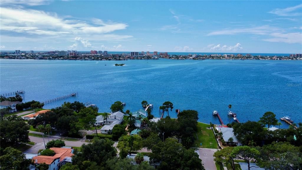 En Venta: $469,000 (3 camas, 2 baños, 1718 Pies cuadrados)