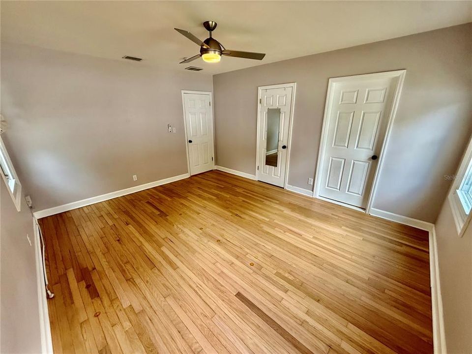 For Sale: $469,000 (3 beds, 2 baths, 1718 Square Feet)
