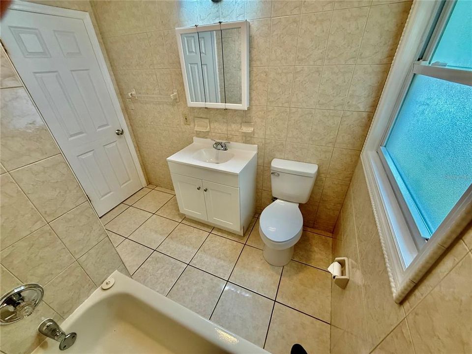 For Sale: $469,000 (3 beds, 2 baths, 1718 Square Feet)