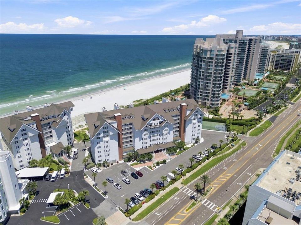 For Sale: $895,000 (2 beds, 2 baths, 1410 Square Feet)
