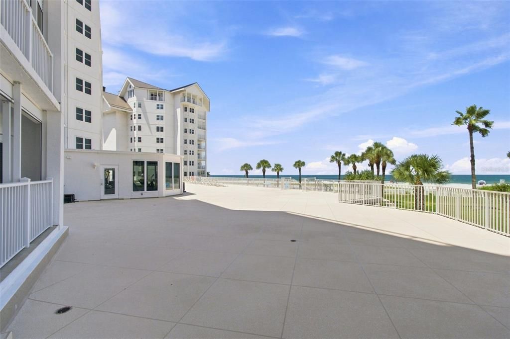 For Sale: $895,000 (2 beds, 2 baths, 1410 Square Feet)