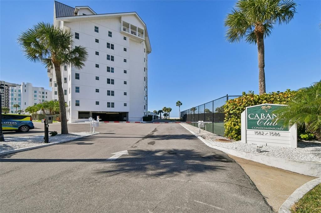 For Sale: $895,000 (2 beds, 2 baths, 1410 Square Feet)