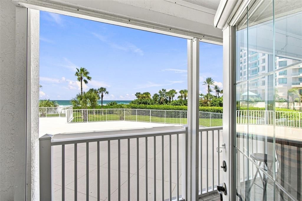 For Sale: $895,000 (2 beds, 2 baths, 1410 Square Feet)