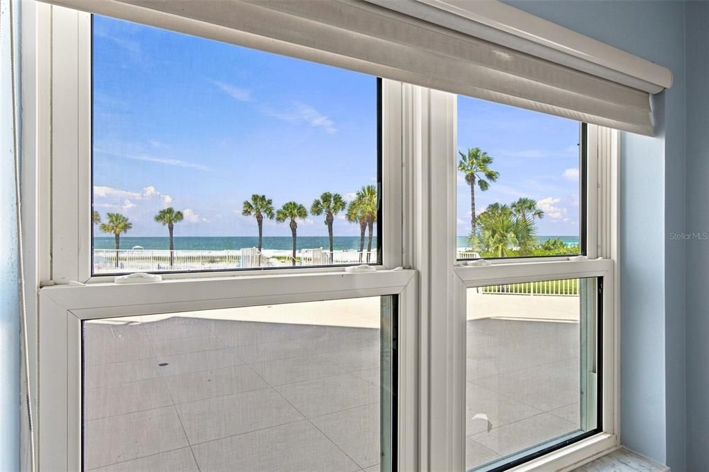 For Sale: $895,000 (2 beds, 2 baths, 1410 Square Feet)