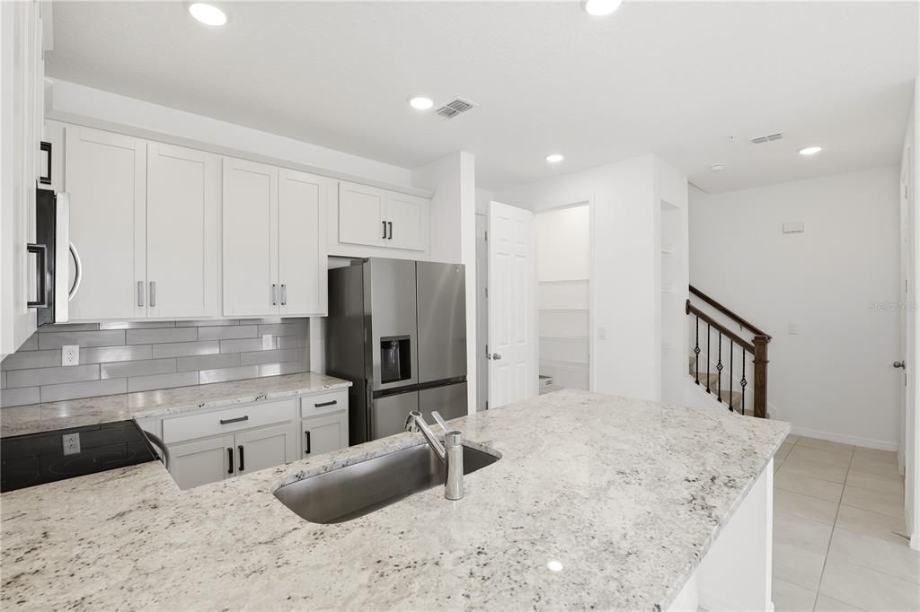 For Sale: $393,000 (3 beds, 2 baths, 1627 Square Feet)