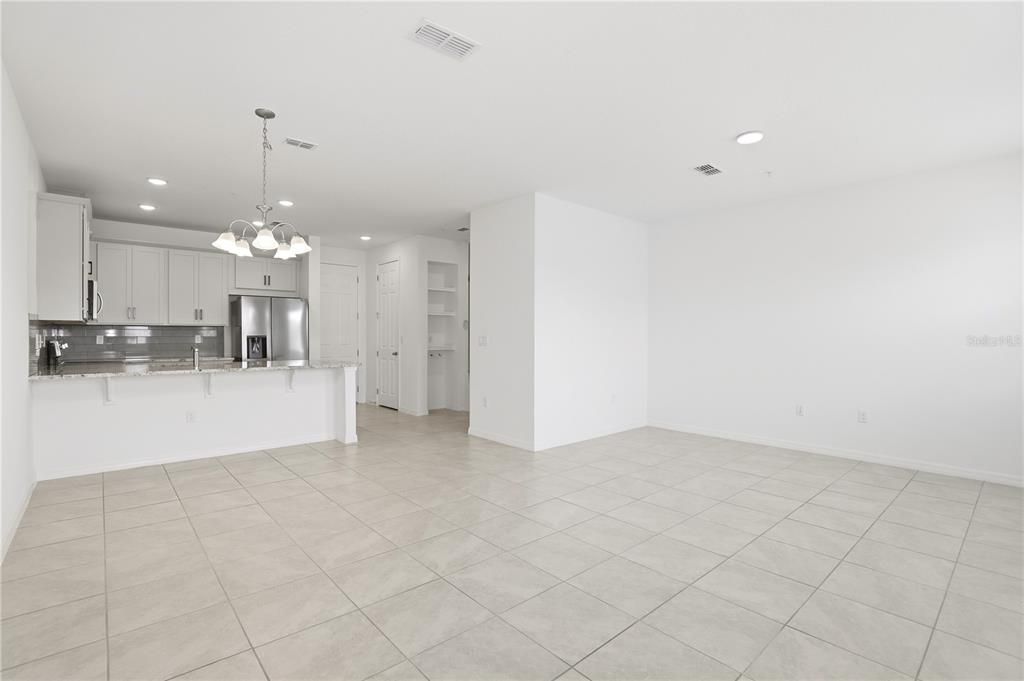 For Sale: $393,000 (3 beds, 2 baths, 1627 Square Feet)