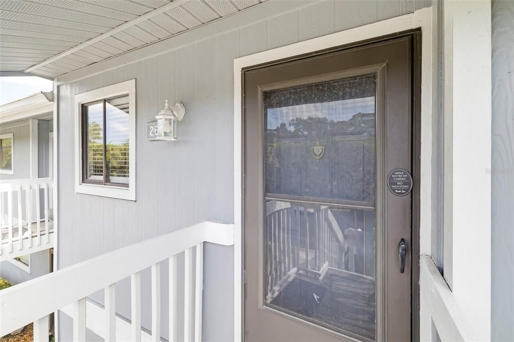 For Sale: $143,000 (2 beds, 2 baths, 948 Square Feet)