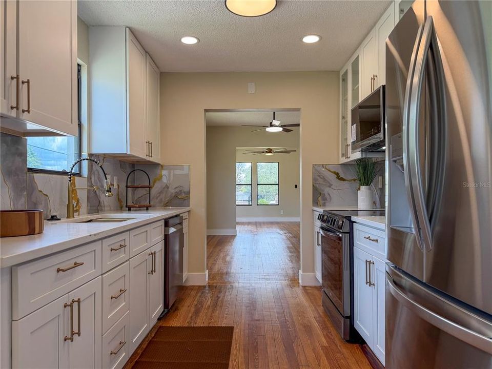For Sale: $329,000 (3 beds, 2 baths, 1448 Square Feet)