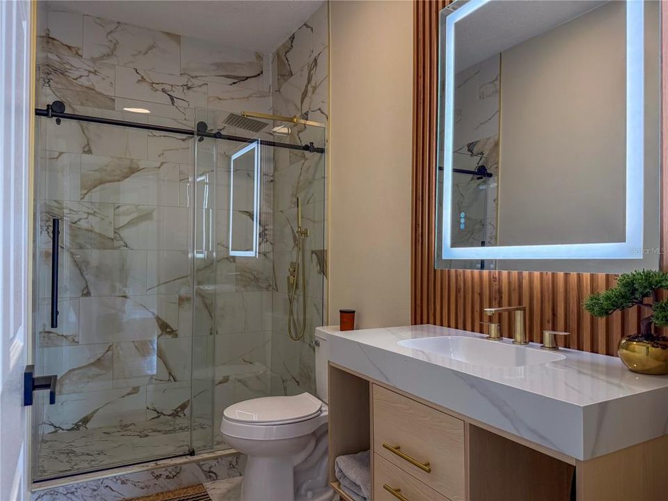 For Sale: $329,000 (3 beds, 2 baths, 1448 Square Feet)