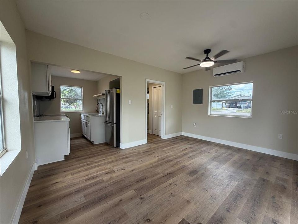 For Sale: $329,000 (3 beds, 2 baths, 1448 Square Feet)