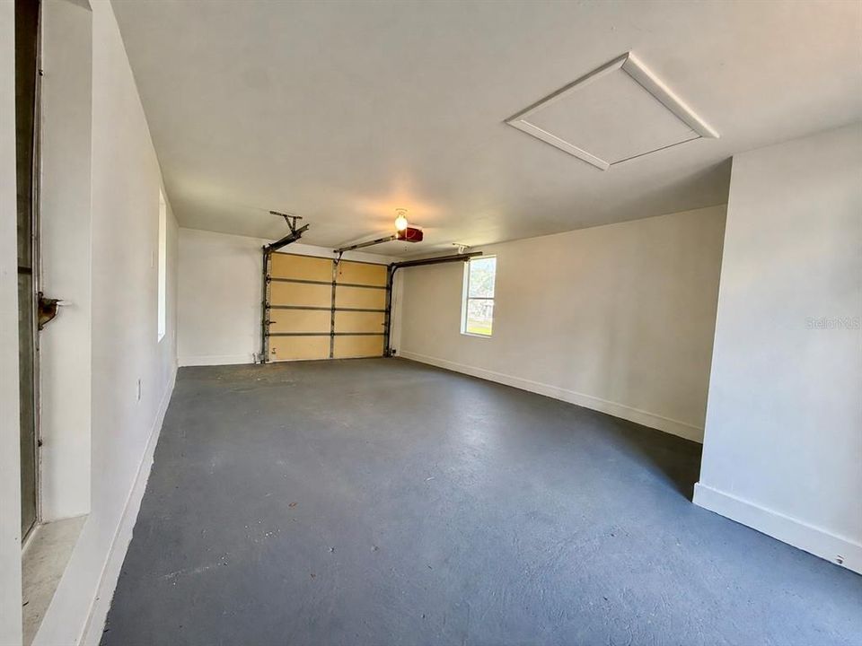 For Sale: $319,900 (3 beds, 2 baths, 1448 Square Feet)