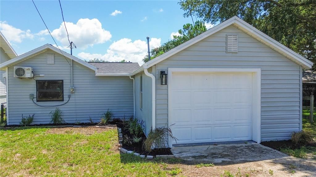 For Sale: $329,000 (3 beds, 2 baths, 1448 Square Feet)