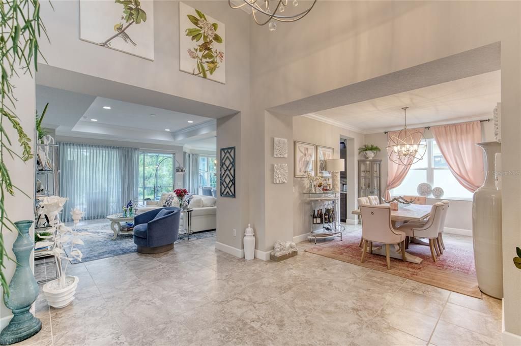 For Sale: $678,000 (2 beds, 2 baths, 1922 Square Feet)