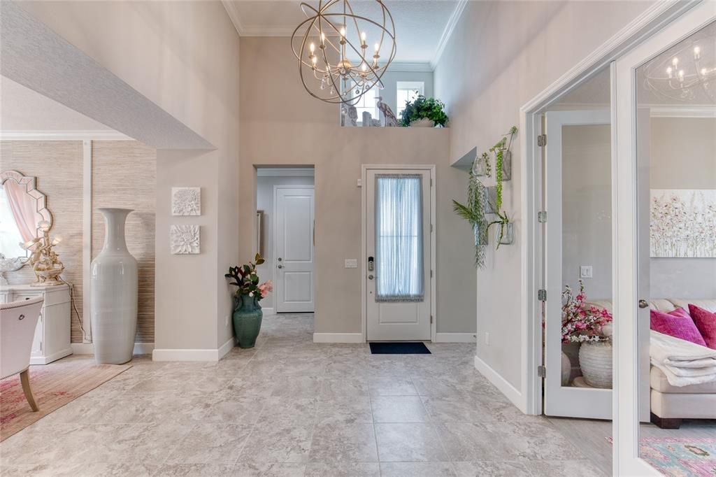 For Sale: $678,000 (2 beds, 2 baths, 1922 Square Feet)