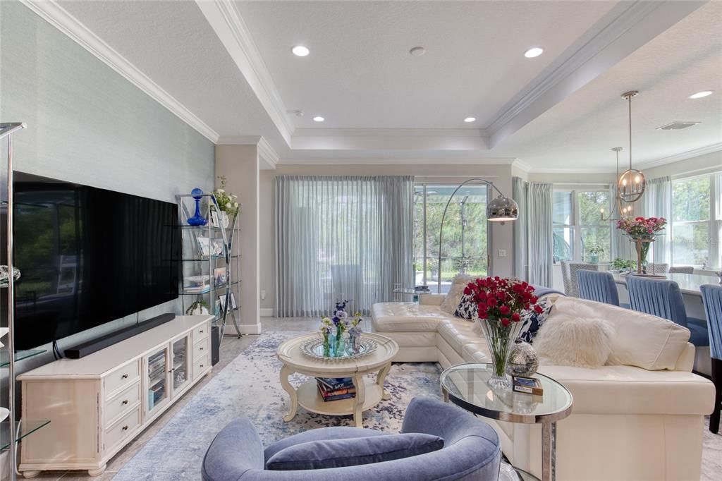 For Sale: $678,000 (2 beds, 2 baths, 1922 Square Feet)