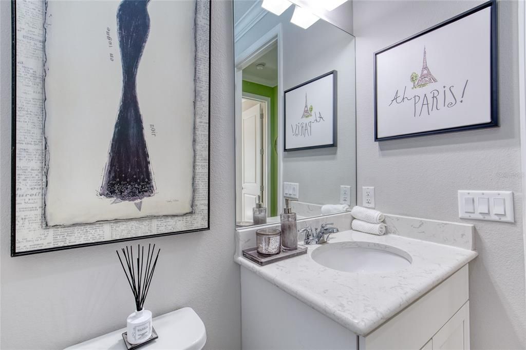 For Sale: $678,000 (2 beds, 2 baths, 1922 Square Feet)