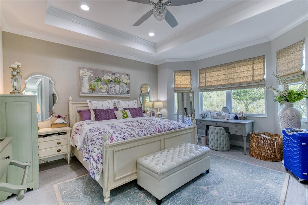 For Sale: $678,000 (2 beds, 2 baths, 1922 Square Feet)