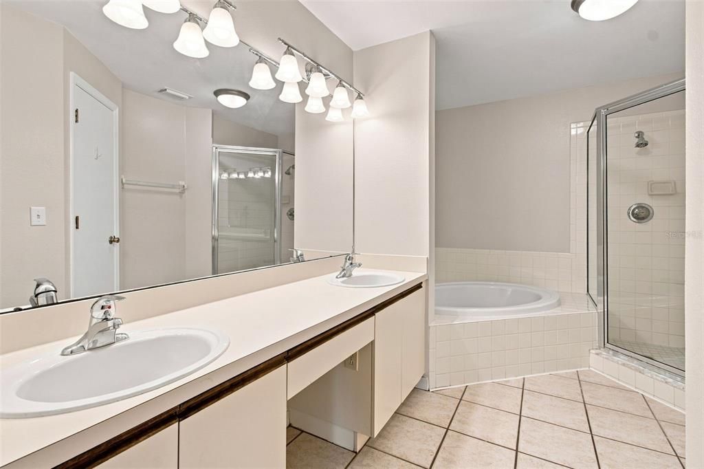 For Rent: $2,100 (2 beds, 2 baths, 1475 Square Feet)