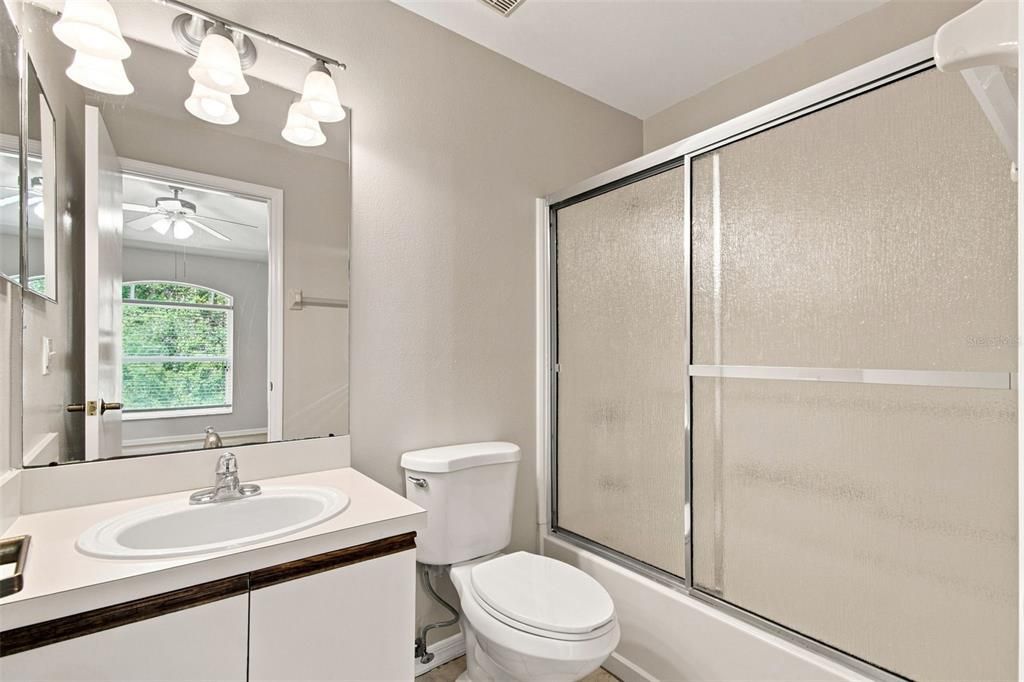 For Rent: $2,100 (2 beds, 2 baths, 1475 Square Feet)