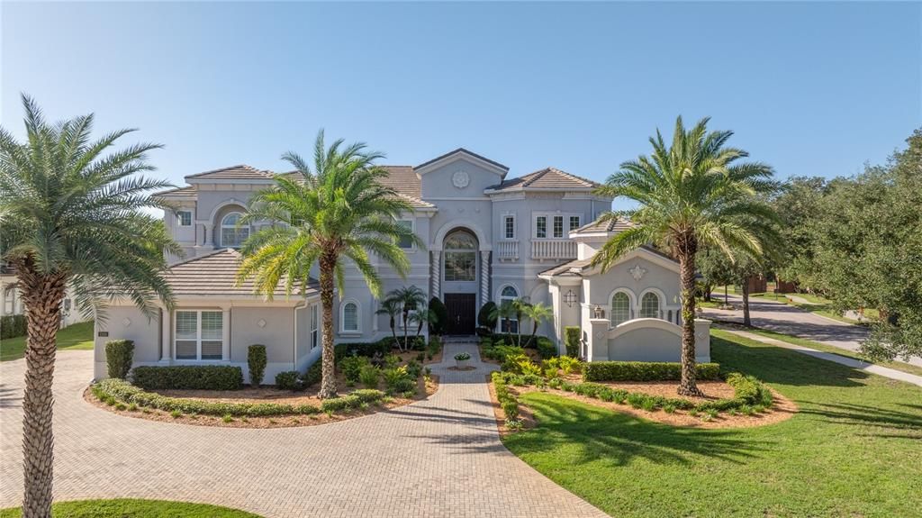 For Sale: $2,995,000 (6 beds, 7 baths, 7321 Square Feet)
