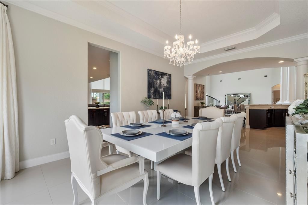 For Sale: $2,995,000 (6 beds, 7 baths, 7321 Square Feet)