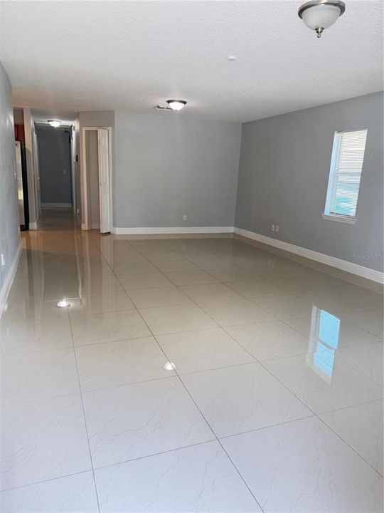 For Rent: $2,995 (3 beds, 2 baths, 1293 Square Feet)