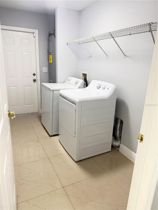 For Rent: $2,995 (3 beds, 2 baths, 1293 Square Feet)